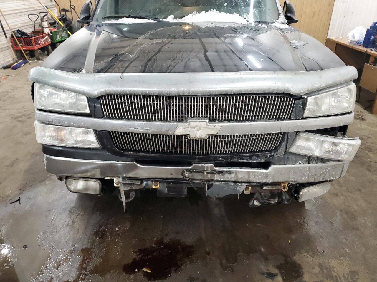 2005 Chevrolet Silverado VIN 1GCEK19B95Z115287 Copart auction photo, undercarriage / front end damage thumbnail 13