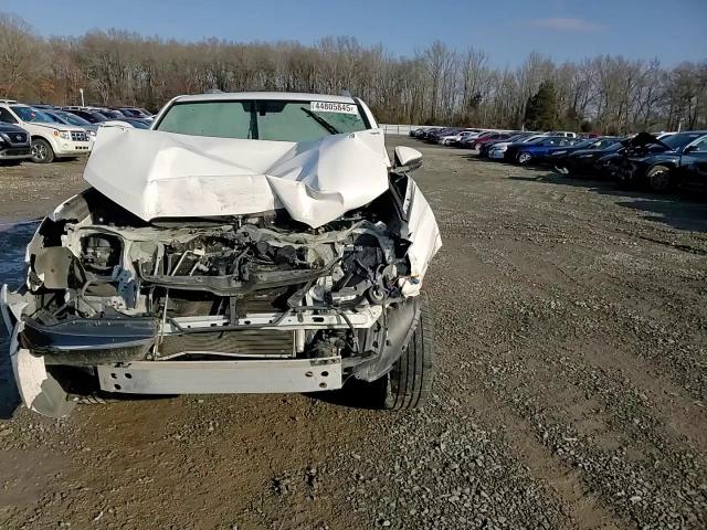 2017 Toyota 4Runner VIN JTEZU5JRXH5158393 Copart auction photo, front end / minor dent/scratches damage thumbnail 11