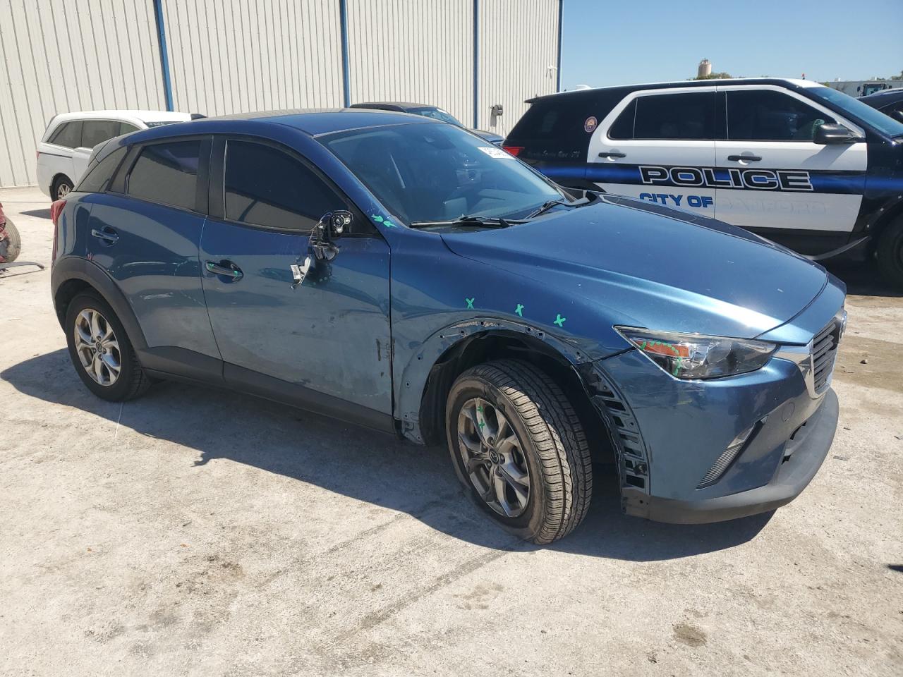 2019 Mazda CX-3 VIN JM1DKDB79K0432117 Copart auction photo, front end damage thumbnail 4