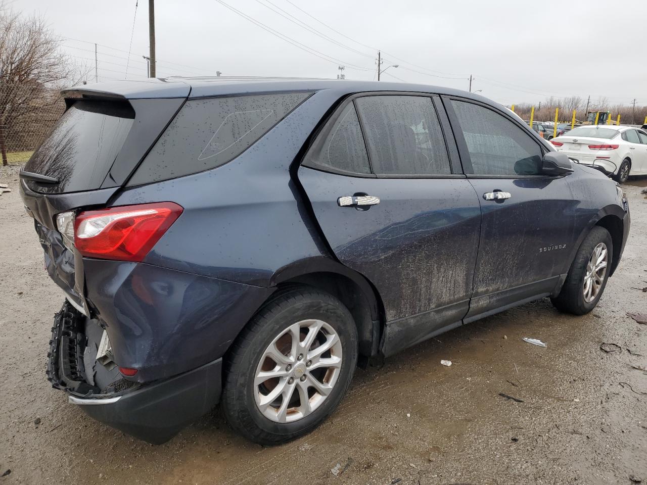 2018 Chevrolet Equinox VIN 3GNAXREV7JL352111 Copart auction photo, rear end / front end damage thumbnail 3