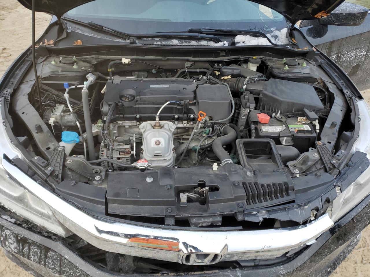 2017 Honda Accord VIN 1HGCR2F31HA235790 Copart auction photo, front end / minor dent/scratches damage thumbnail 12