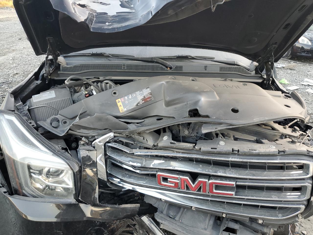 2019 GMC Yukon VIN 1GKS1GKC7KR331392 Copart auction photo, all over damage thumbnail 12