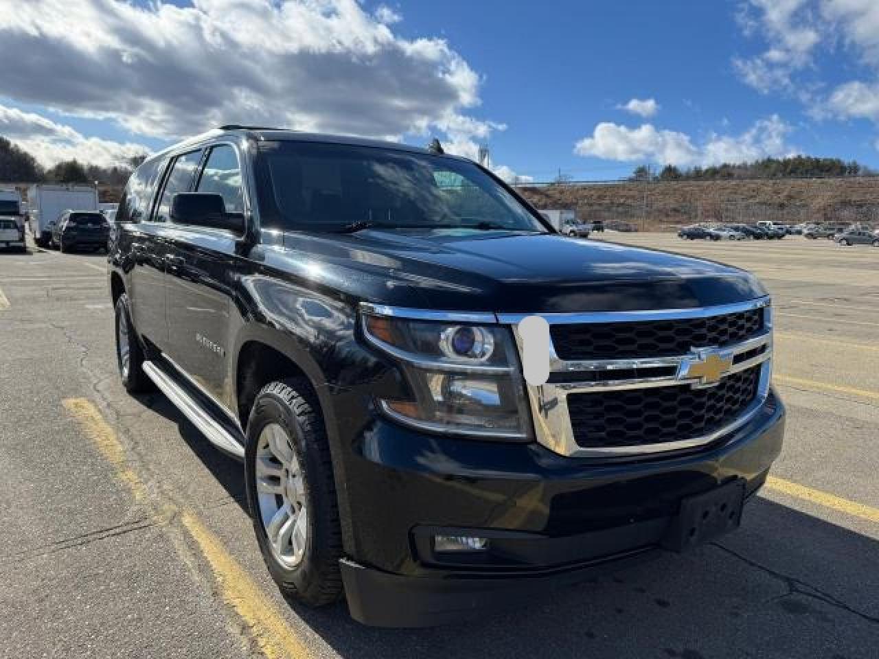 2015 Chevrolet Suburban VIN 1GNSKJKC5FR554081