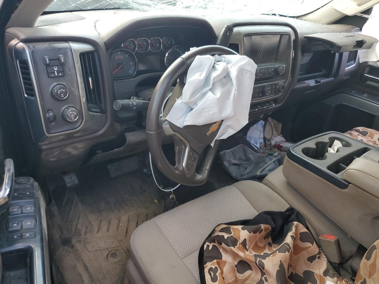 2018 Chevrolet Silverado VIN 3GCUKREC0JG579183 Copart auction photo, all over damage thumbnail 8