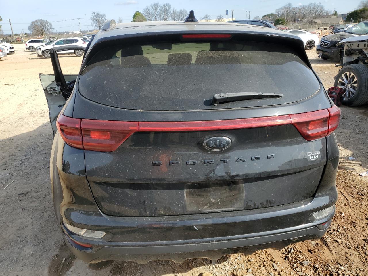2021 KIA Sportage VIN KNDP63AC2M7905246 Copart auction photo, side / front end damage thumbnail 6