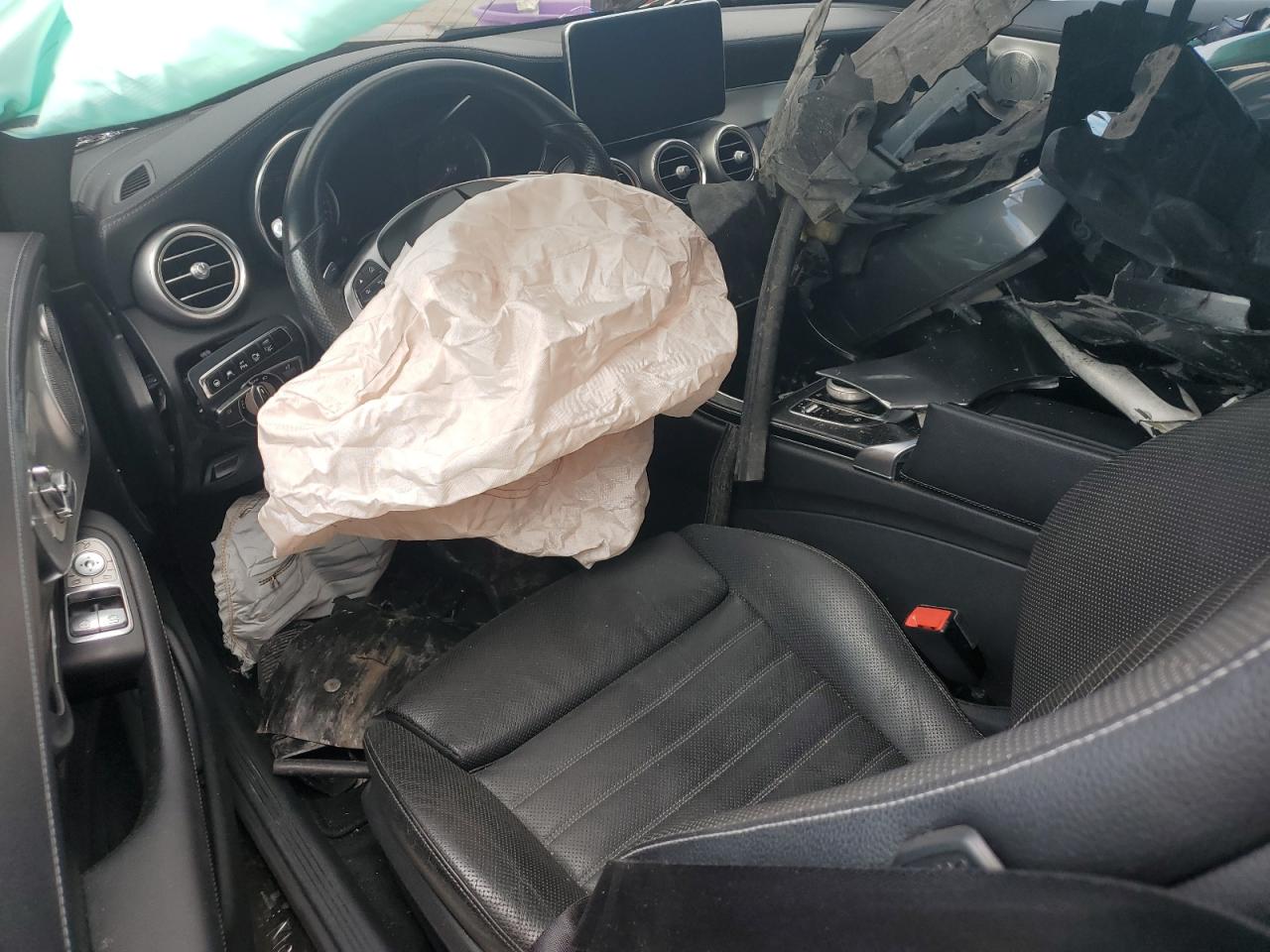 2017 Mercedes-Benz C-klasse VIN WDDWJ4JB3HF331586 Copart auction photo, front end / side damage thumbnail 8