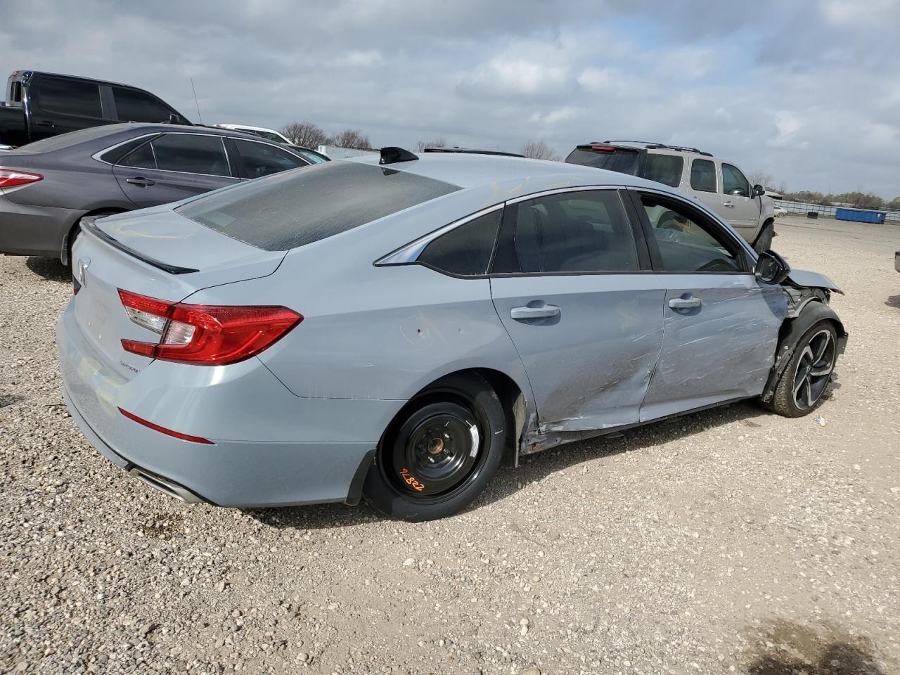 2022 Honda Accord VIN 1HGCV1F36NA092322 Copart auction photo, front end / side damage thumbnail 3