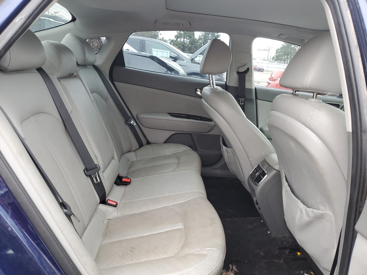 2017 KIA Optima VIN 5XXGU4L36HG136725 Copart auction photo, all over / undercarriage damage thumbnail 10