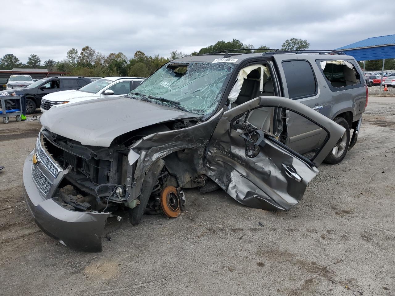 2008 Chevrolet Suburban VIN 1GNFC16028R164928