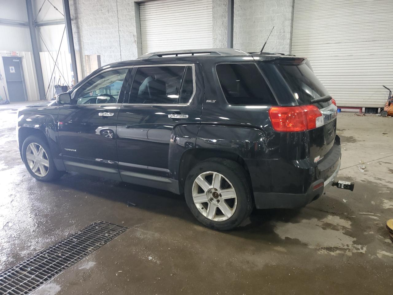 2010 GMC Terrain VIN 2CTFLJEYXA6416947 Copart auction photo, front end / side damage thumbnail 2