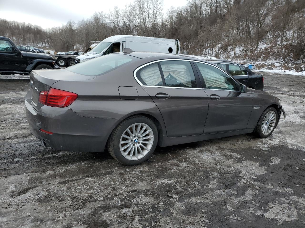 2013 BMW 5er VIN WBAFU7C53DDU73577 Copart auction photo, front end damage thumbnail 3