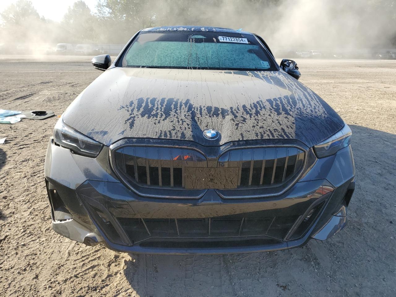 2024 BMW 5er VIN WBA43FJ06RCP88933 Copart auction photo, side / front end damage thumbnail 5