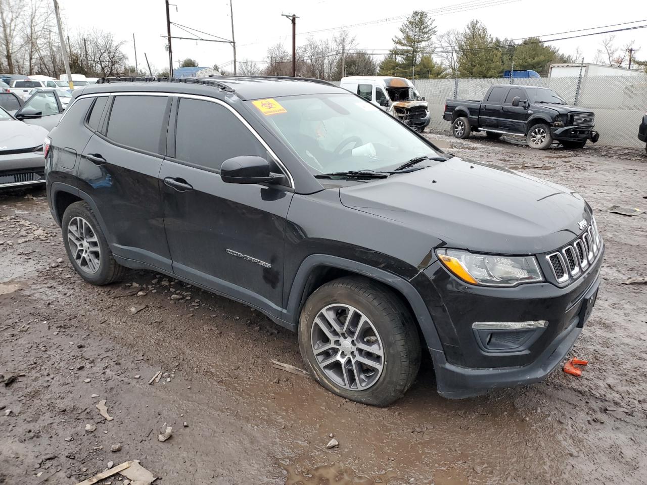 2017 Jeep Compass VIN 3C4NJDBB2HT640203 Copart auction photo, rollover damage thumbnail 4