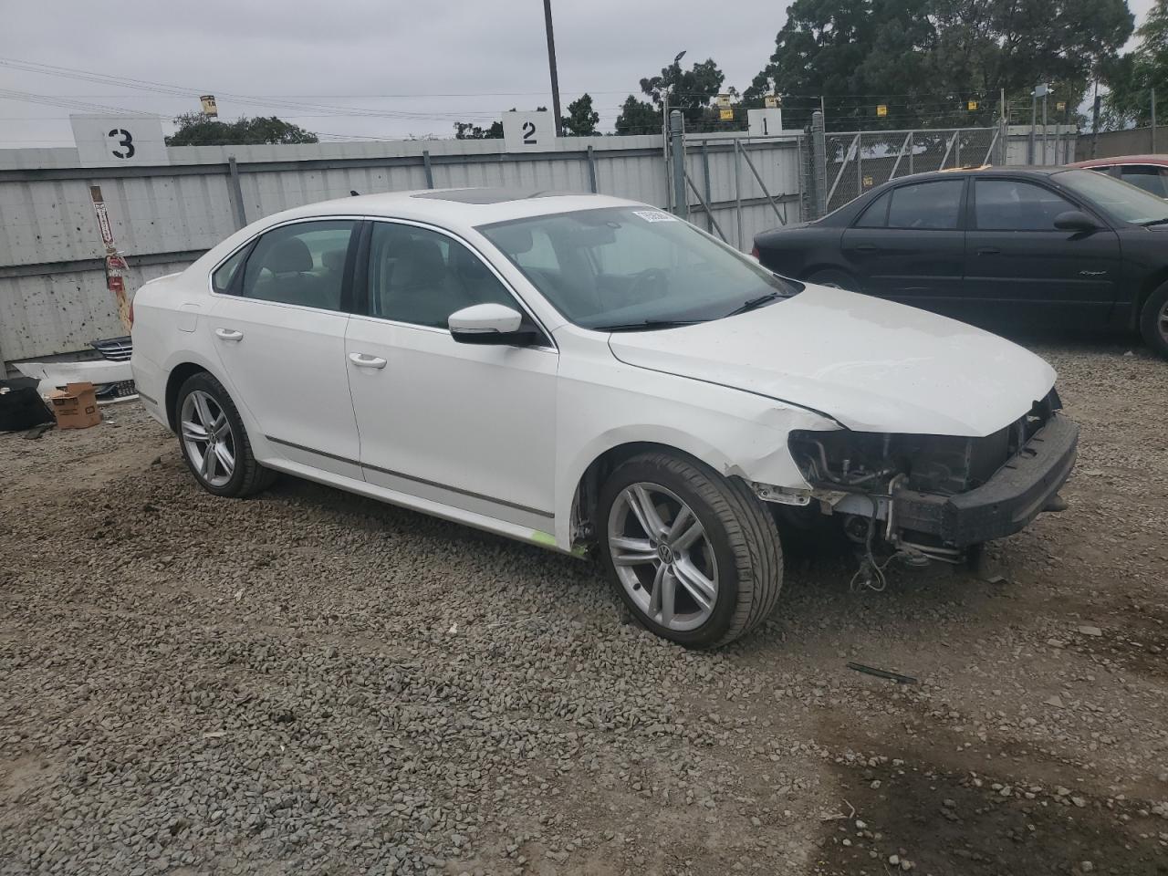 2015 Volkswagen Passat VIN 1VWCV7A36FC084247 Copart auction photo, front end damage thumbnail 4