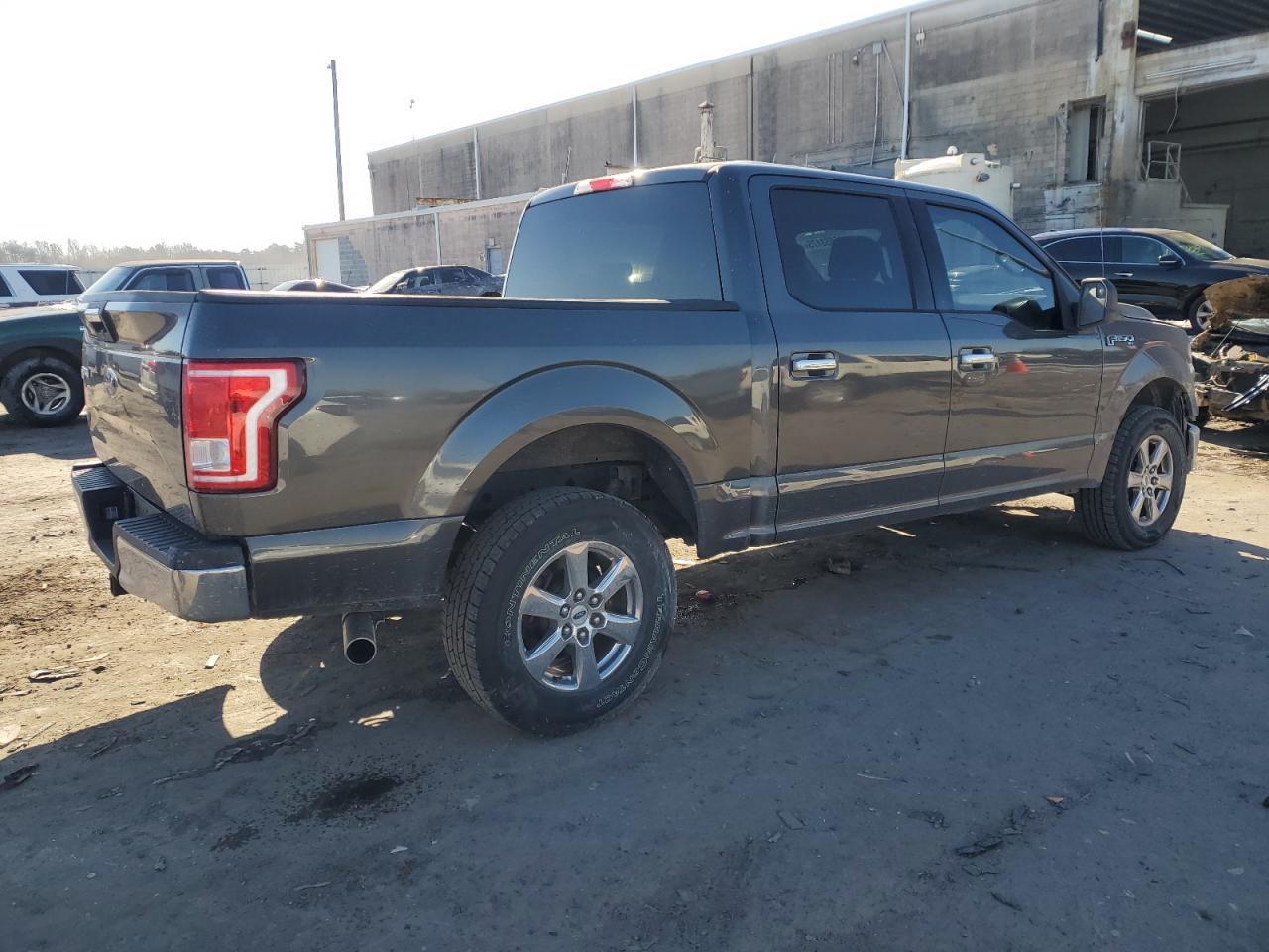 2016 Ford F-150 VIN 1FTEW1EG3GFB57514 Copart auction photo, front end / minor dent/scratches damage thumbnail 3