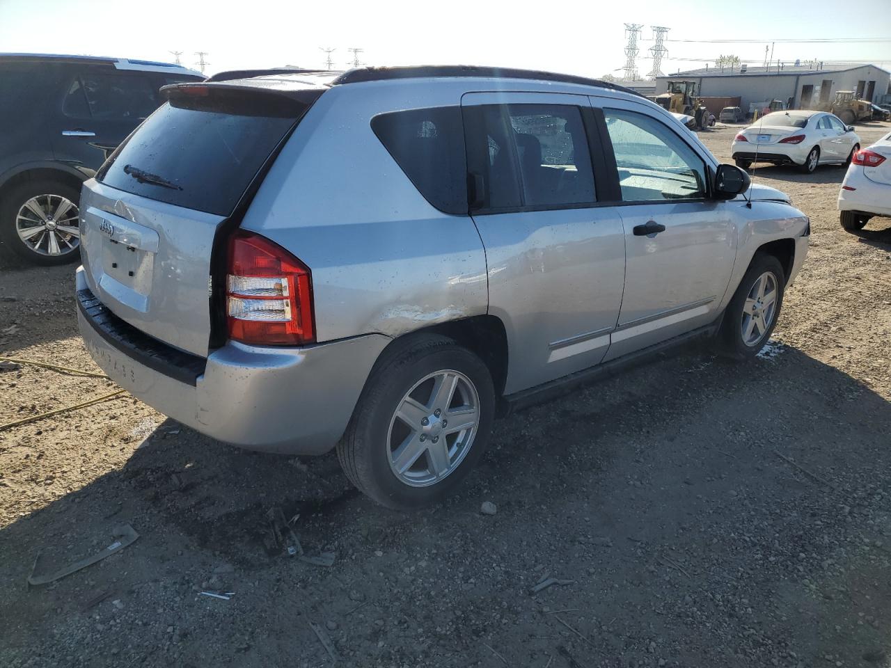 2008 Jeep Compass VIN 1J8FT47W58D727991 Copart auction photo, front end damage thumbnail 3