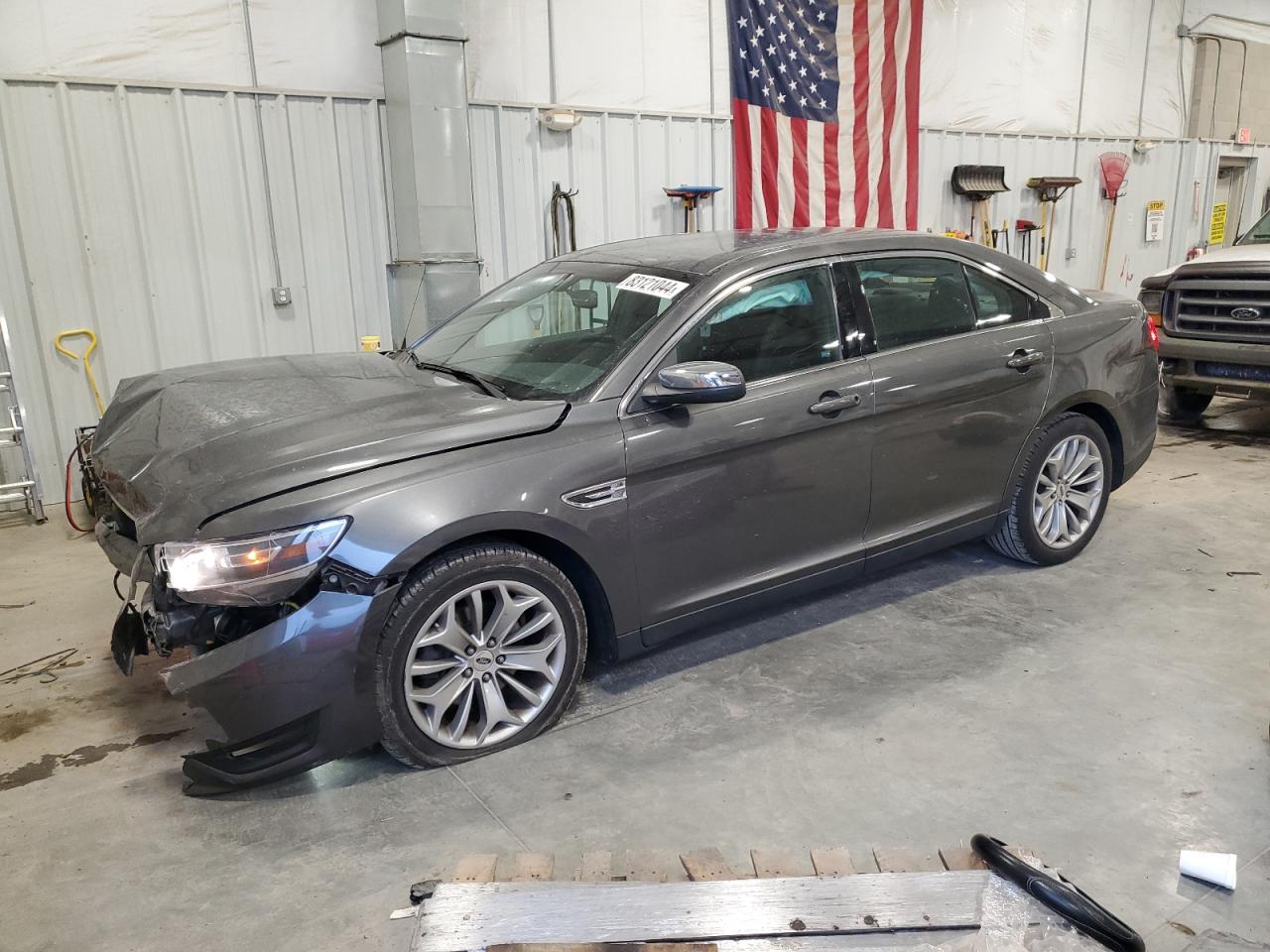 2015 Ford Taurus VIN 1FAHP2F81FG118409
