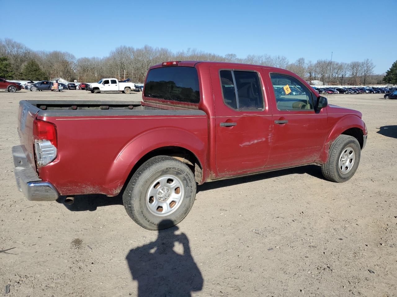 2007 Nissan Navara (Frontier) VIN 1N6AD07U37C448756 Copart auction photo, side / minor dent/scratches damage thumbnail 3
