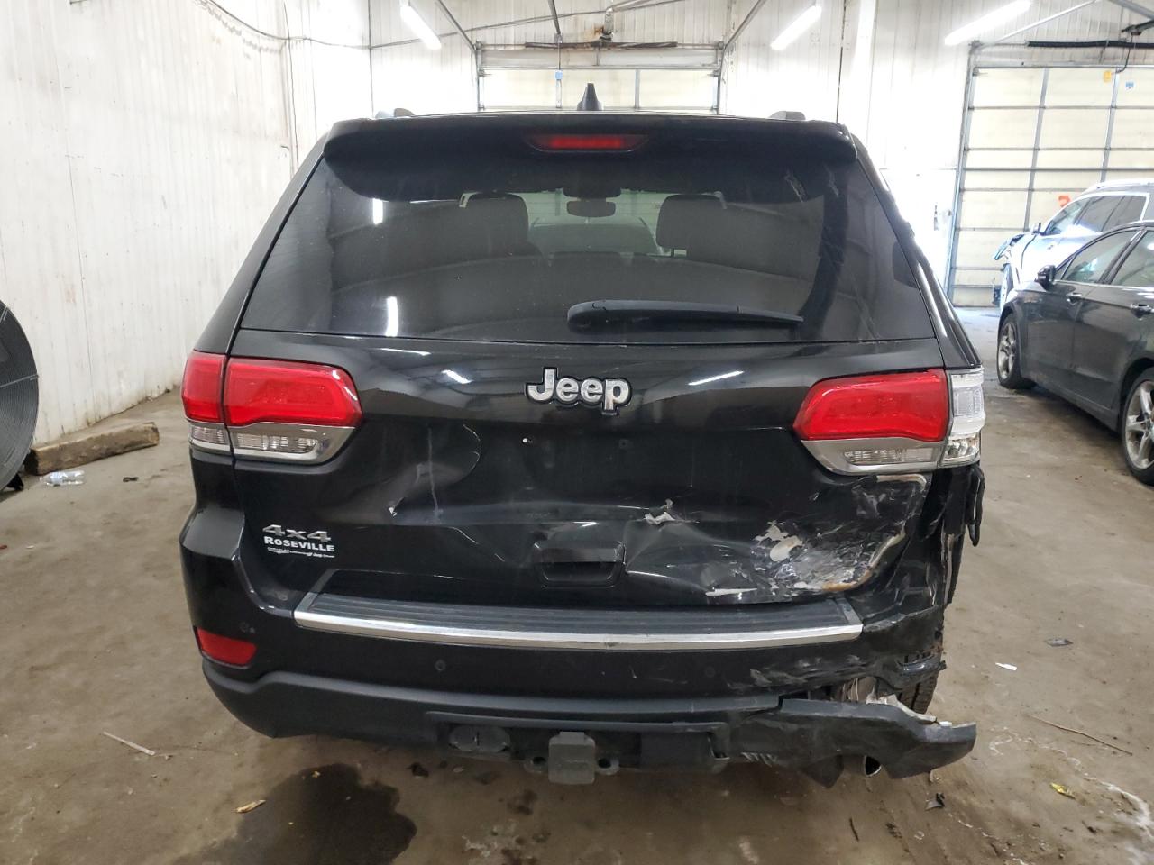 2018 Jeep Grand Cherokee VIN 1C4RJFBG2JC316243 Copart auction photo, rear end damage thumbnail 6