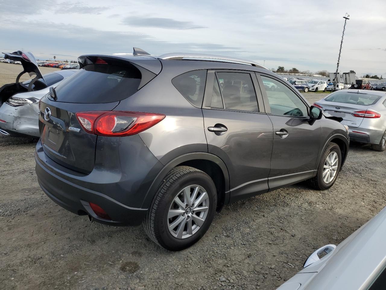 2016 Mazda CX-5 VIN JM3KE2CY7G0845517 Copart auction photo, front end damage thumbnail 3