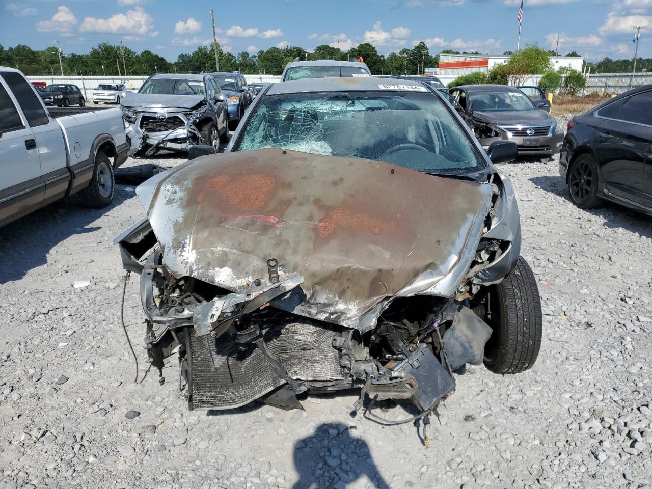 2004 Toyota Corolla VIN 2T1BR32E34C285359 Copart auction photo, front end damage thumbnail 5