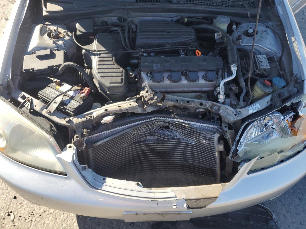 2002 Honda Civic VIN 2HGES26722H566046 Copart auction photo, front end / minor dent/scratches damage thumbnail 13