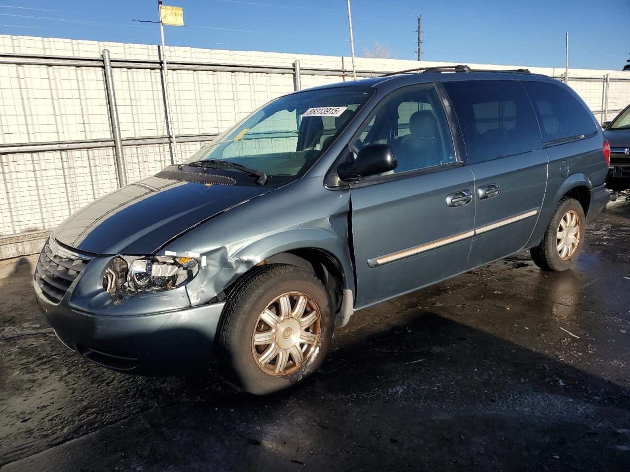 2007 Chrysler Town & Country VIN 2A8GP54L67R217489
