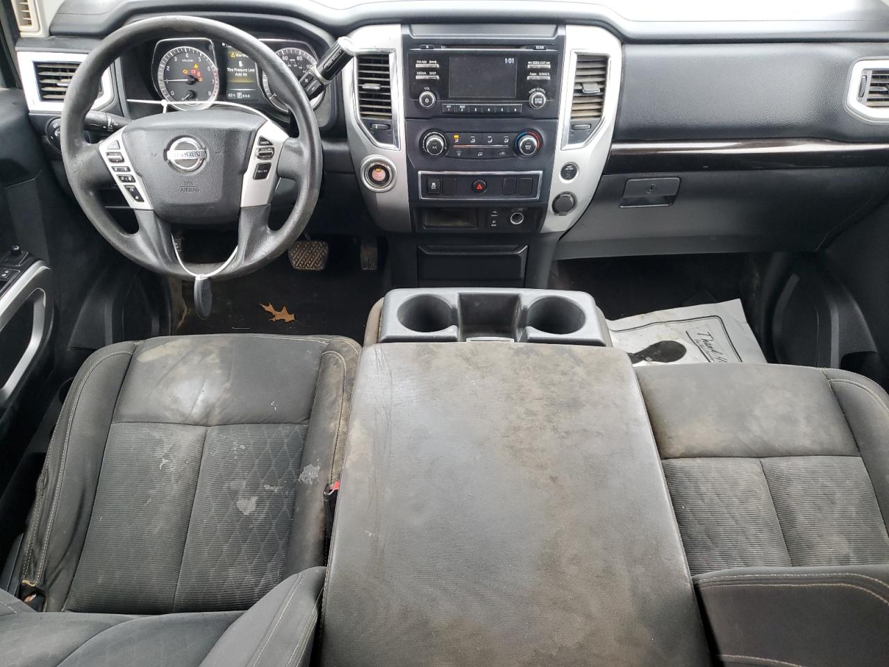 2017 Nissan Titan VIN 1N6AA1EK5HN538190 Copart auction photo, normal wear damage thumbnail 8