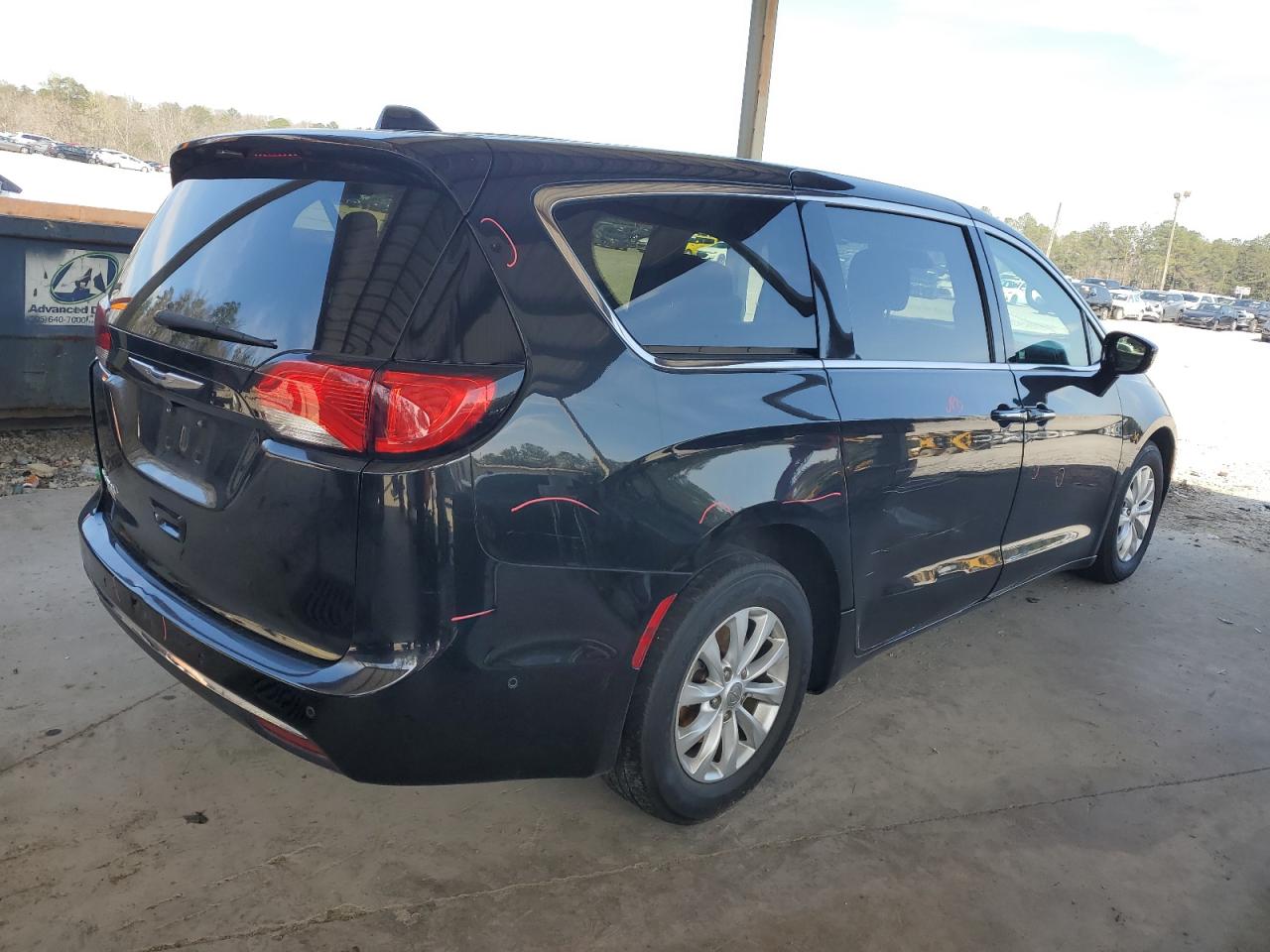2019 Chrysler Pacifica VIN 2C4RC1FG4KR737638 Copart auction photo, front end damage thumbnail 3
