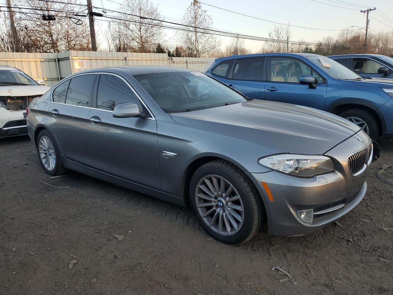 2012 BMW 5er VIN WBAFU7C5XCDU57827 Copart auction photo, front end / minor dent/scratches damage thumbnail 4