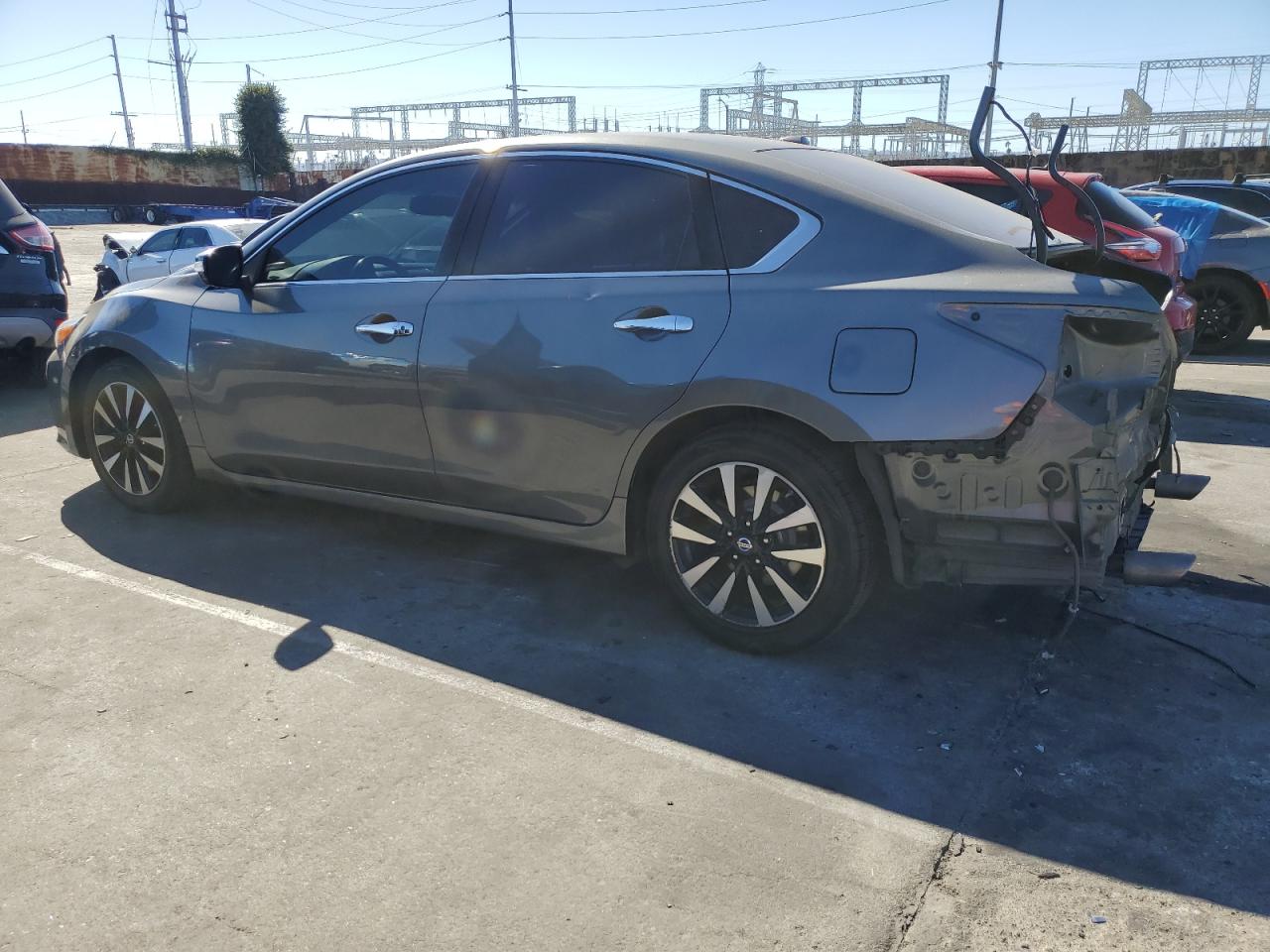 2018 Nissan Altima VIN 1N4AL3AP3JC191217 Copart auction photo, rear end / minor dent/scratches damage thumbnail 2