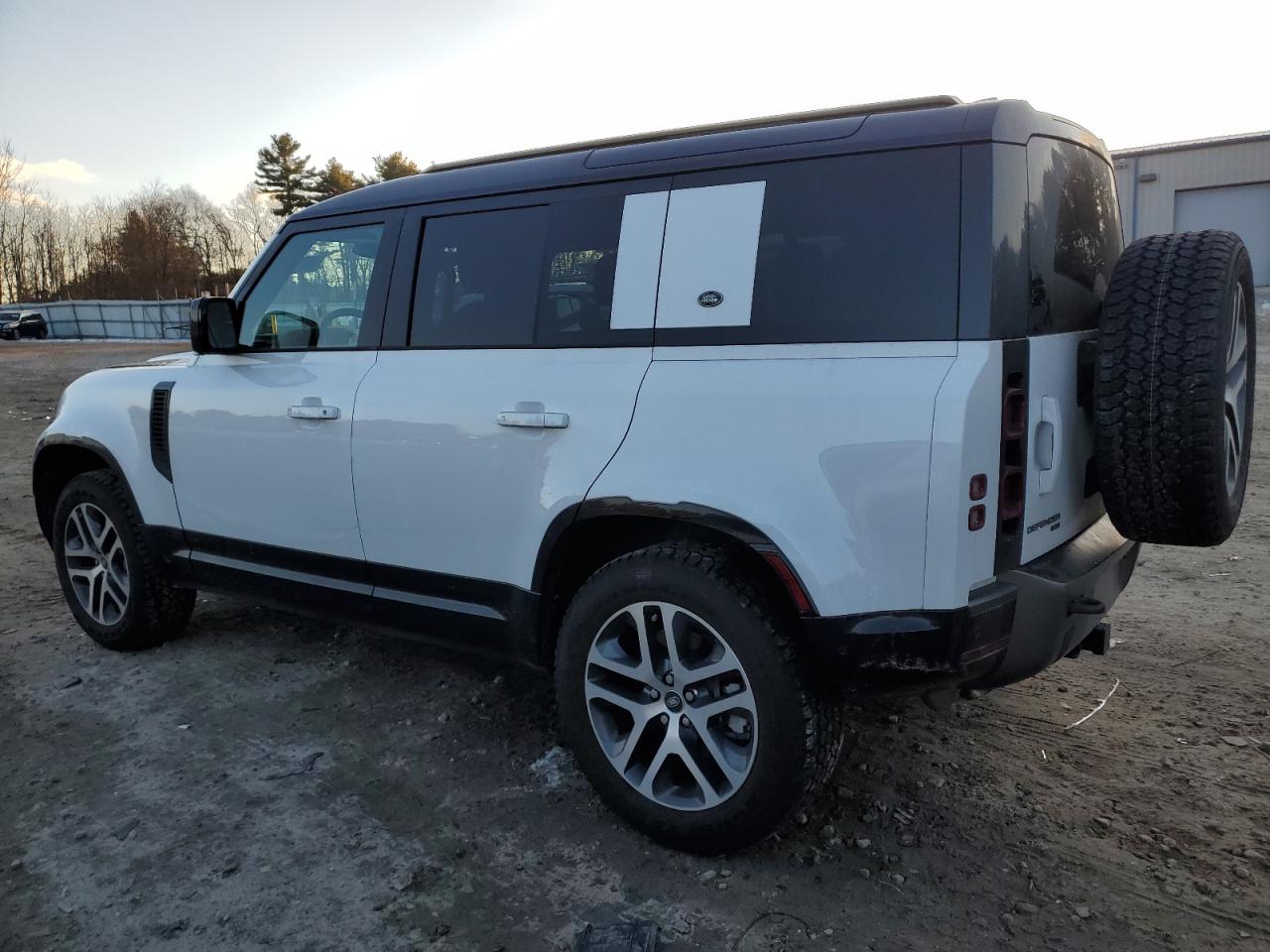 2023 Land Rover Defender VIN SALE2EEU8P2212323 Copart auction photo, front end damage thumbnail 2