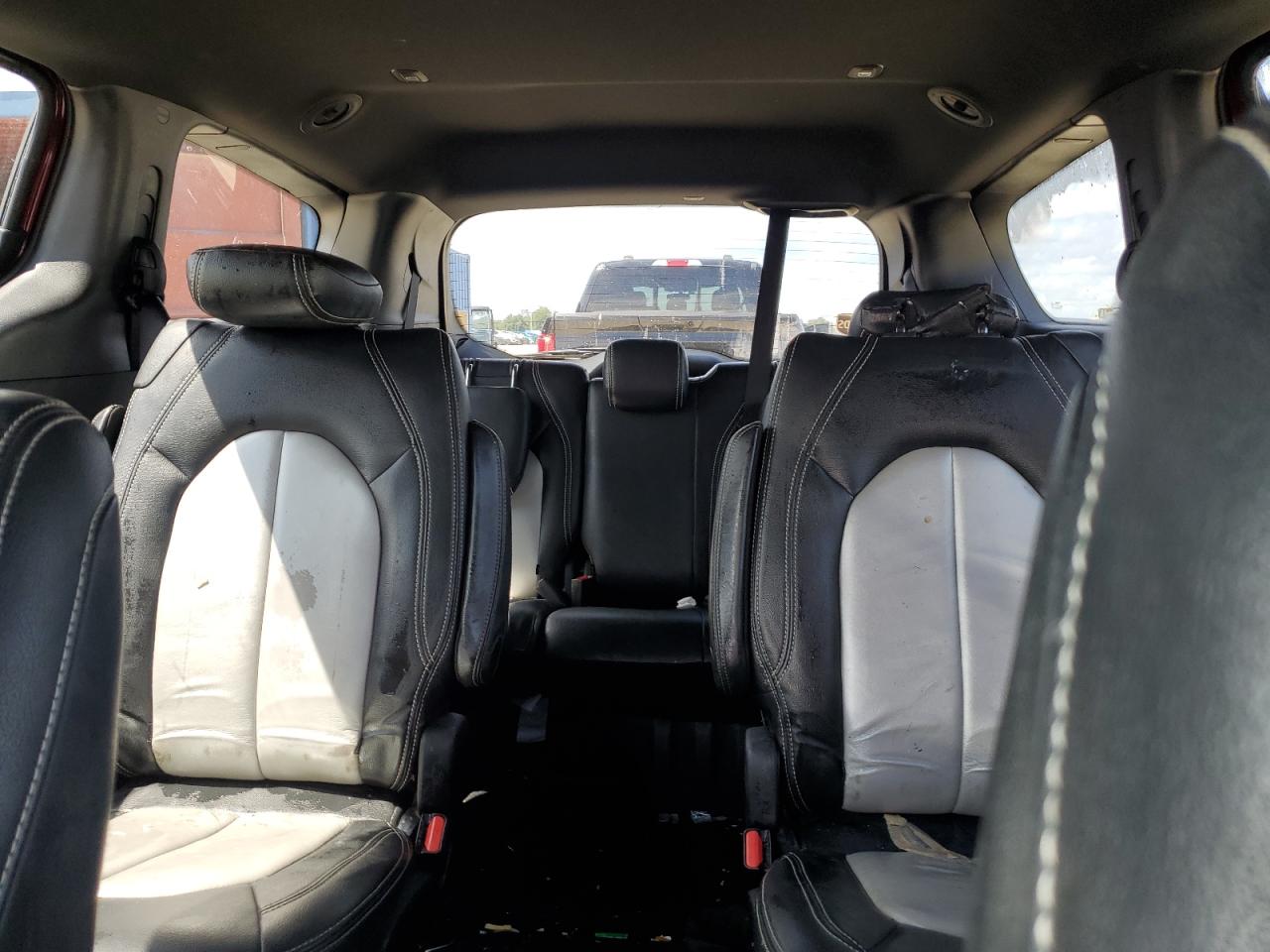 2018 Chrysler Pacifica VIN 2C4RC1FG9JR189117 Copart auction photo, water/flood damage thumbnail 10