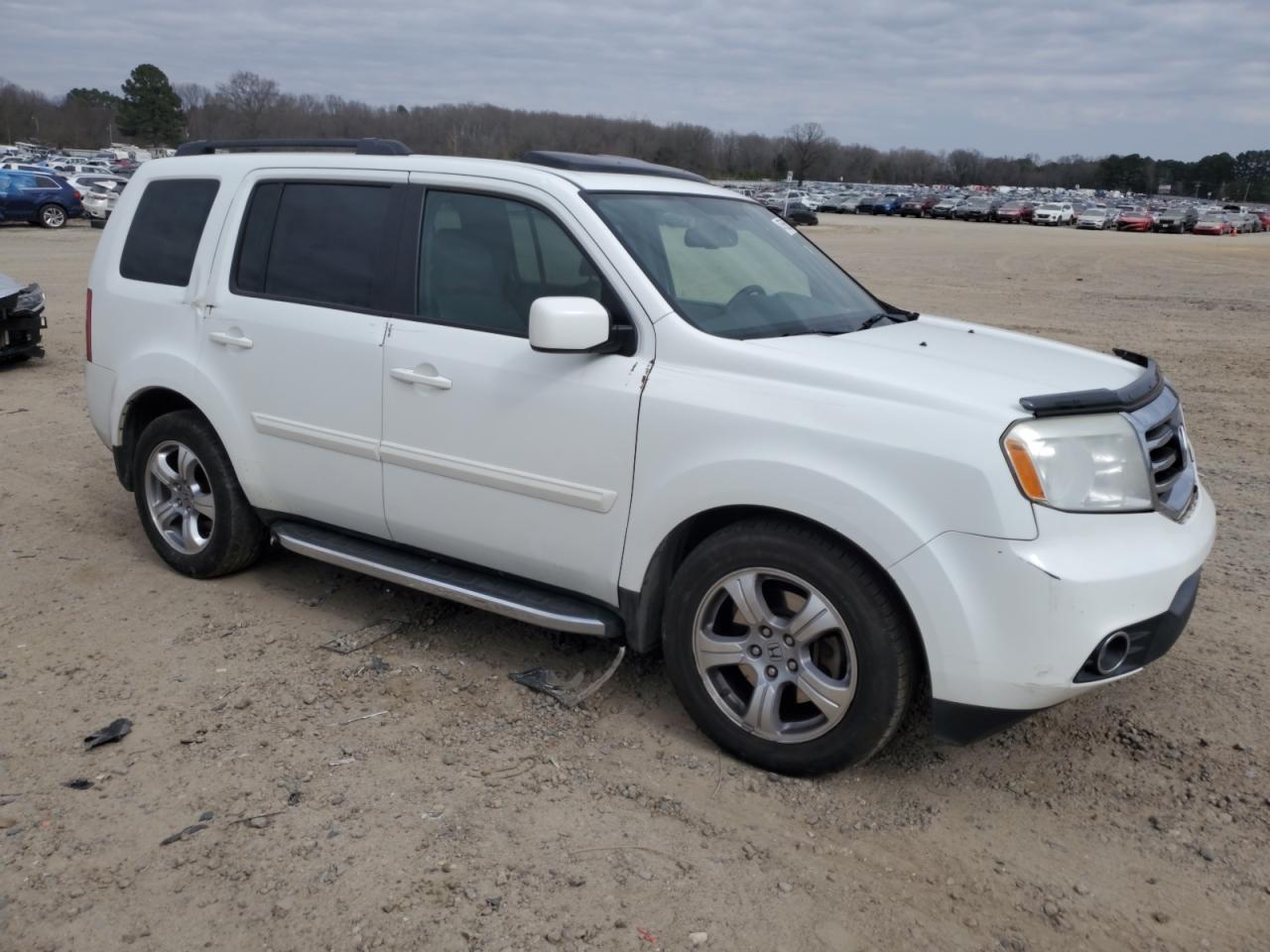 2015 Honda Pilot VIN 5FNYF4H7XFB027792 Copart auction photo, front end / side damage thumbnail 4