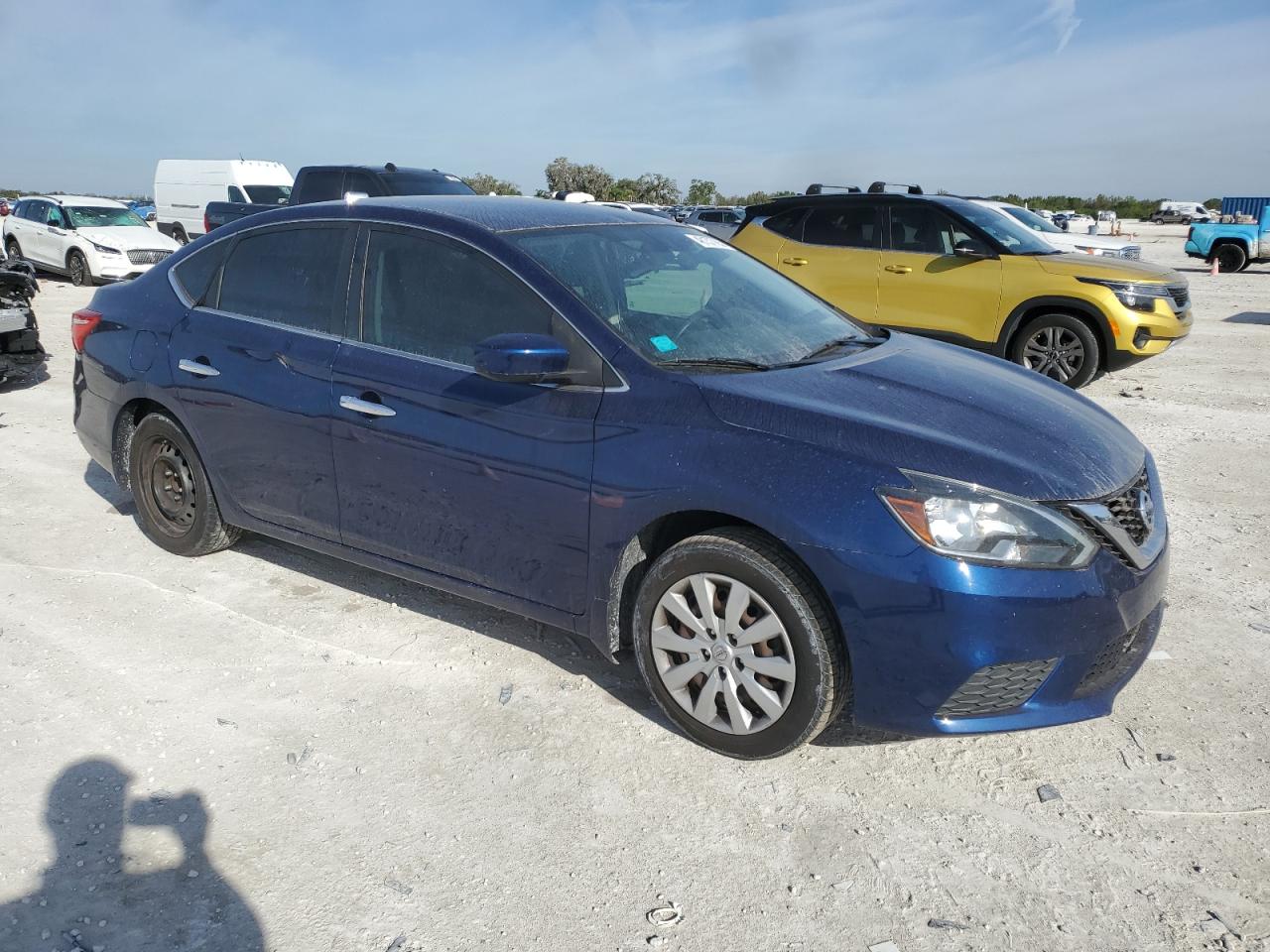 2019 Nissan Sentra VIN 3N1AB7APXKY457106 Copart auction photo, side / minor dent/scratches damage thumbnail 4