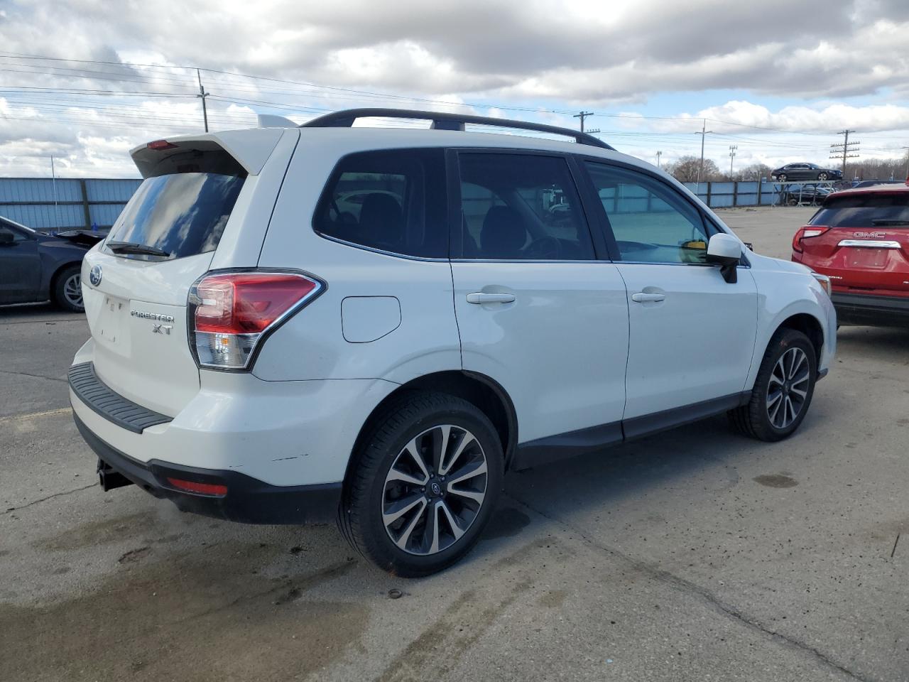 2018 Subaru Forester VIN JF2SJGEC1JH522755 Copart auction photo, front end / undercarriage damage thumbnail 3