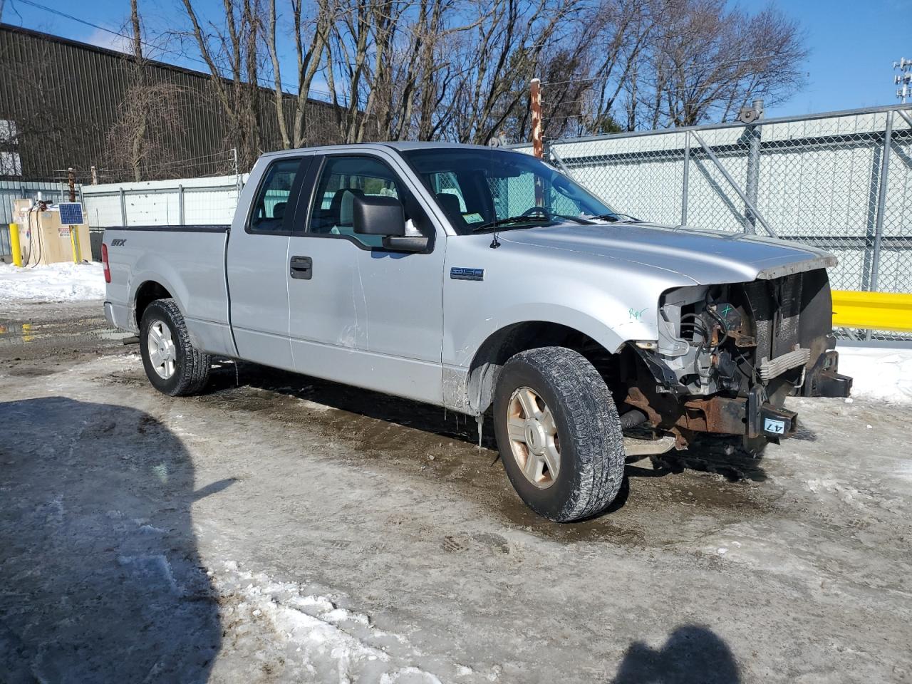 2005 Ford F-150 VIN 1FTRX12W35NB68400 Copart auction photo, front end damage thumbnail 4