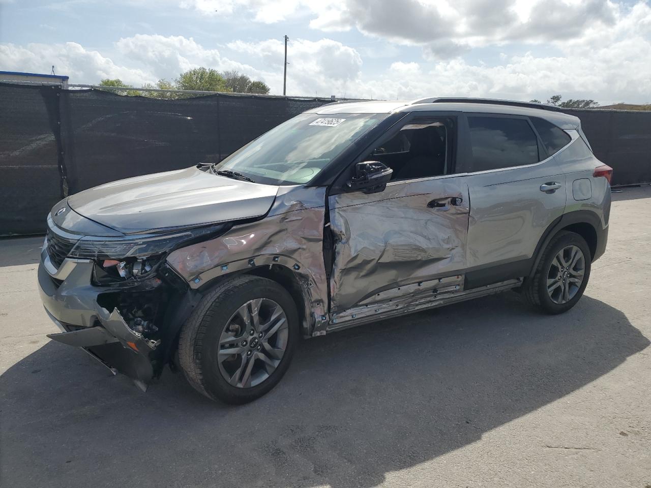 2021 KIA Seltos VIN KNDEU2AAXM7043609