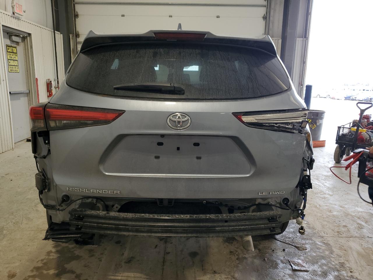 2021 Toyota Highlander VIN 5TDBZRBH8MS100369 Copart auction photo, partial repair damage thumbnail 6