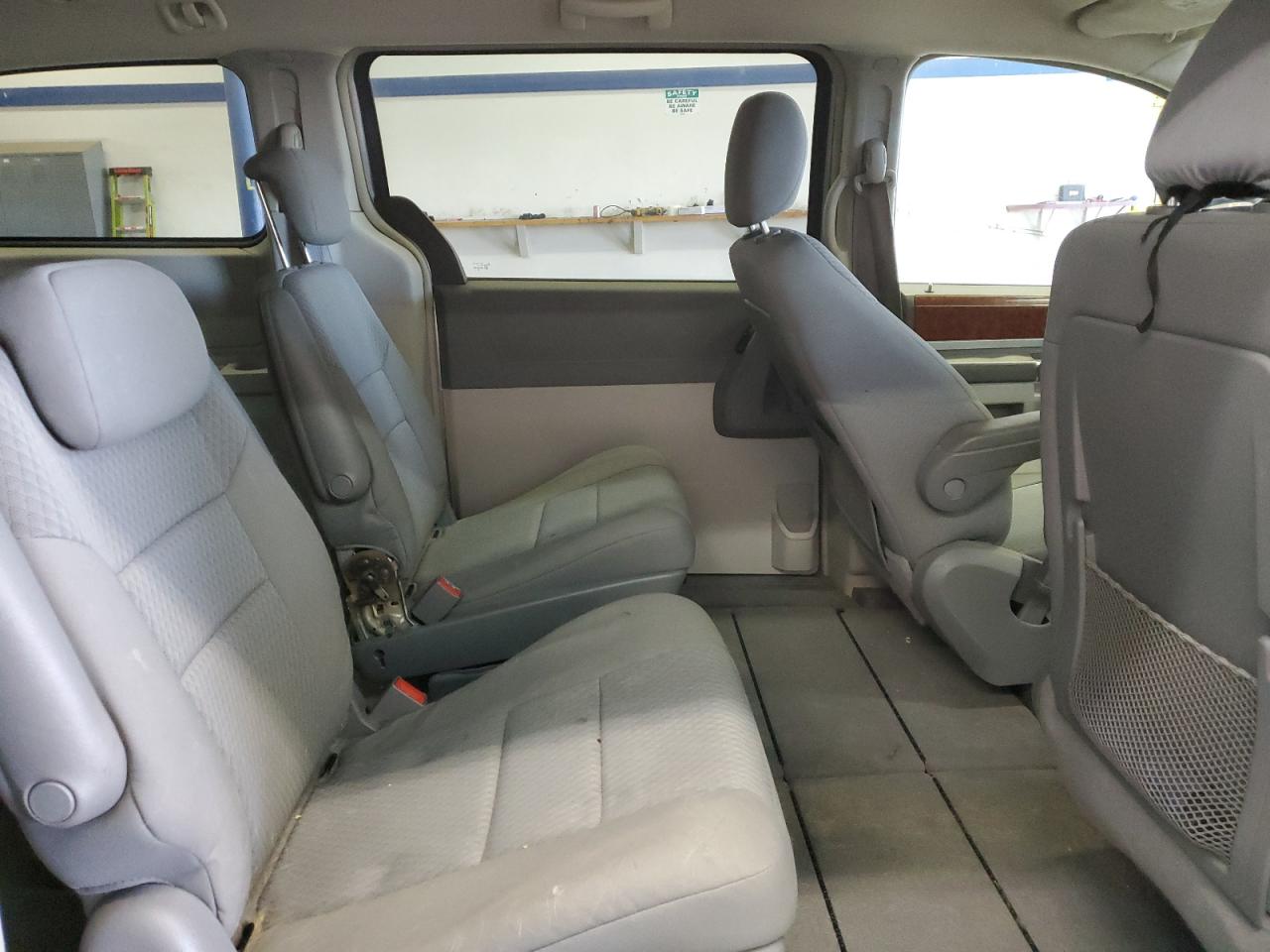 2009 Chrysler Town & Country VIN 2A8HR54169R568662 Copart auction photo, front end damage thumbnail 12