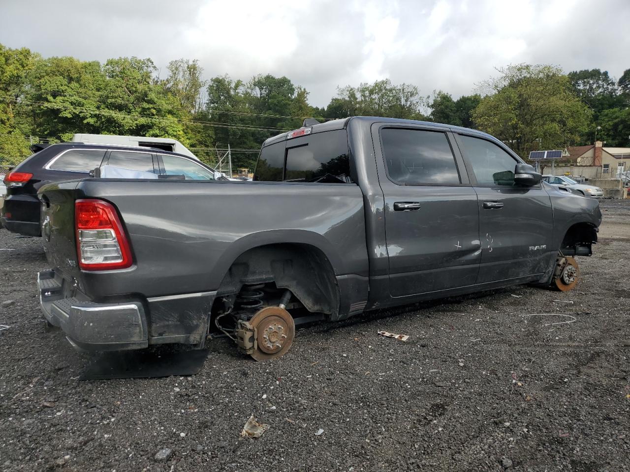 2019 RAM 1500 VIN 1C6SRFFT3KN732025 Copart auction photo, undercarriage damage thumbnail 3