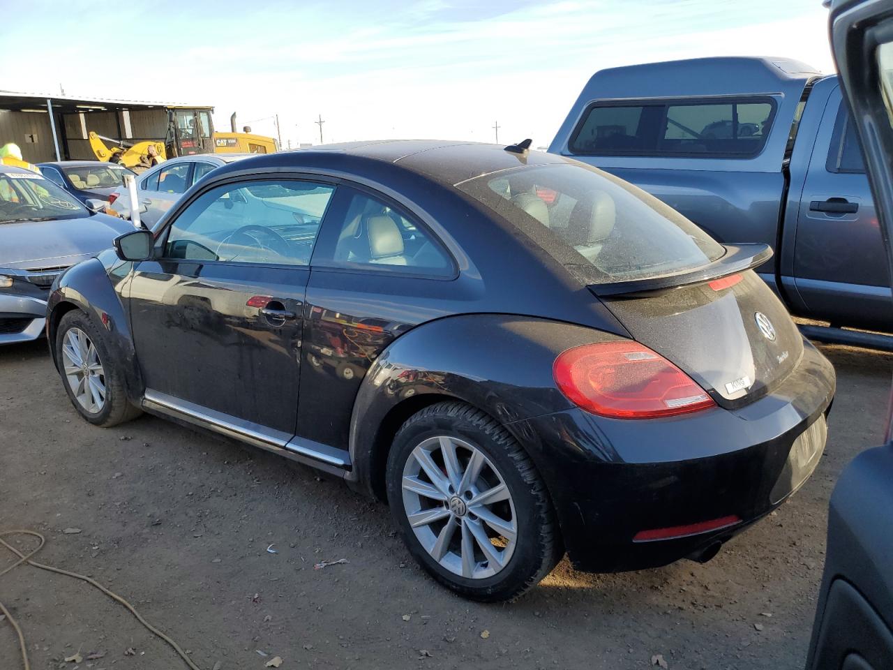 2012 Volkswagen Beetle VIN 3VWVA7AT3CM628606 Copart auction photo, mechanical damage thumbnail 2
