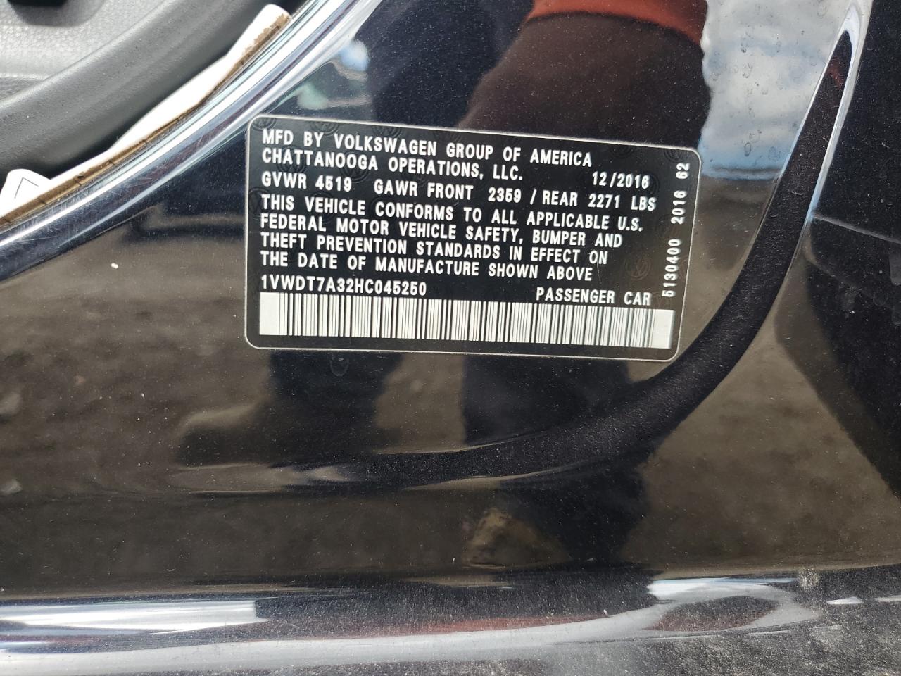 2017 Volkswagen Passat VIN 1VWDT7A32HC045250 Copart auction photo, front end / side damage thumbnail 14