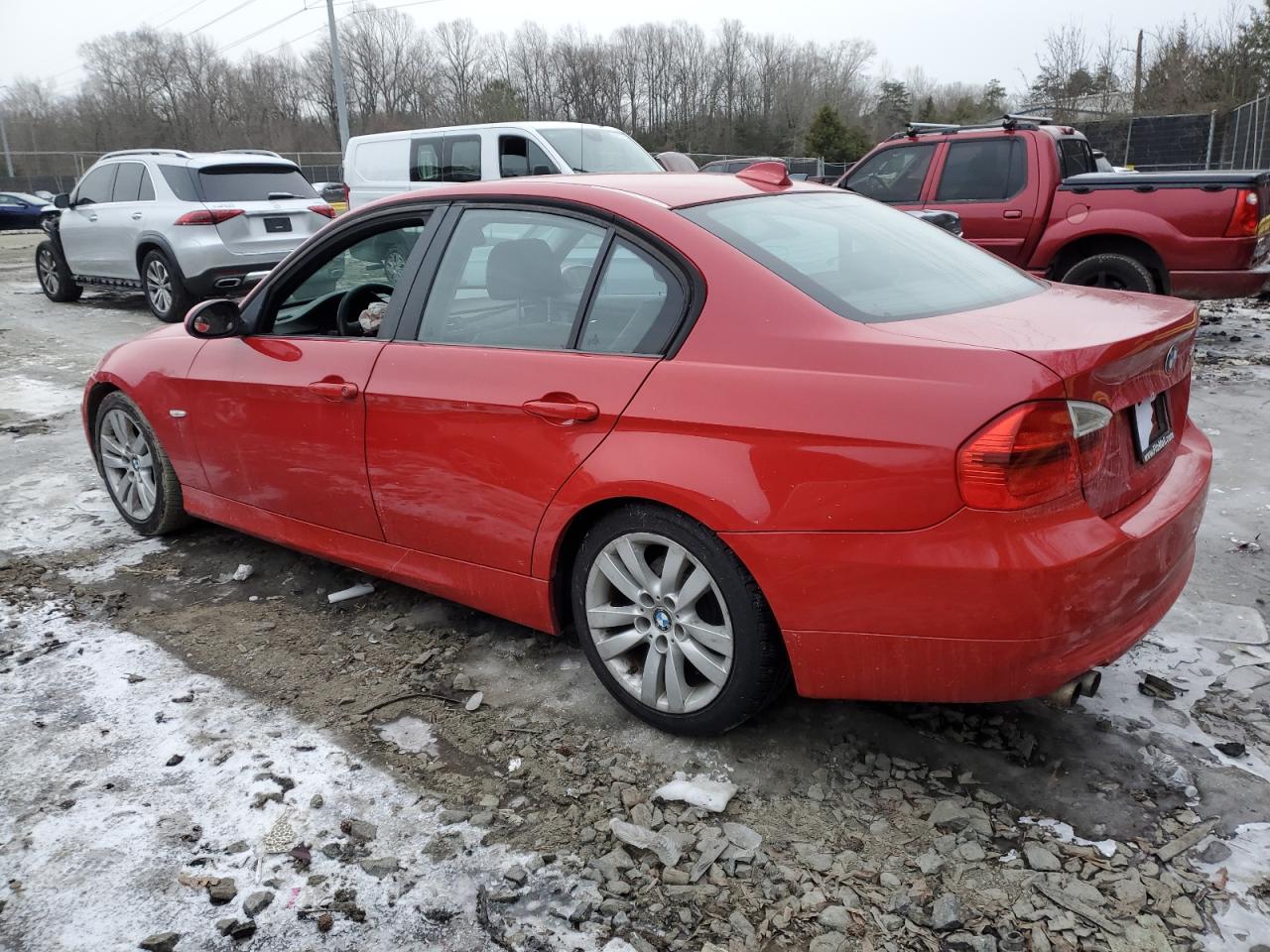 2006 BMW 3er VIN WBAVB13506PS66340 Copart auction photo, front end / minor dent/scratches damage thumbnail 2