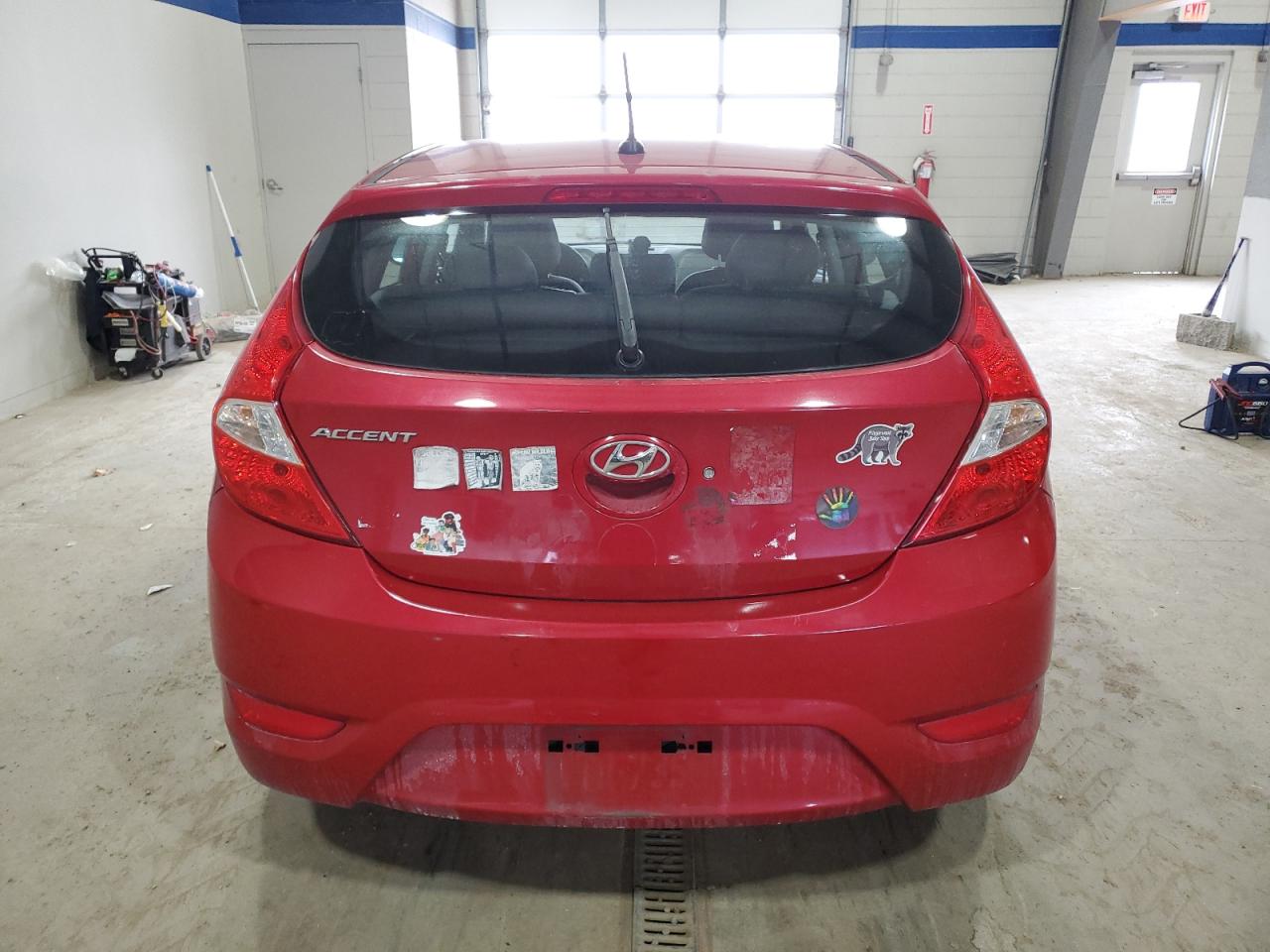 2017 Hyundai Accent VIN KMHCT5AE6HU318300 Copart auction photo, side / front end damage thumbnail 6