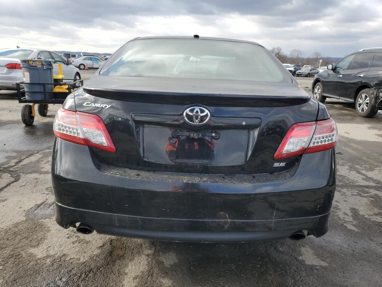 2011 Toyota Camry VIN 4T1BF3EKXBU211166 Copart auction photo, front end / side damage thumbnail 6
