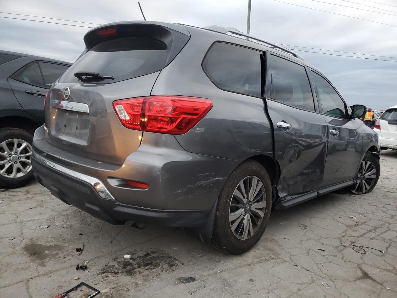2018 Nissan Pathfinder VIN 5N1DR2MNXJC666352 Copart auction photo, all over damage thumbnail 3