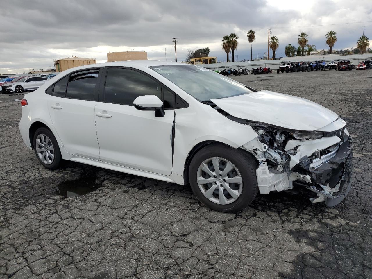 2022 Toyota Corolla VIN JTDEPMAE8N3001101 Copart auction photo, front end / side damage thumbnail 4