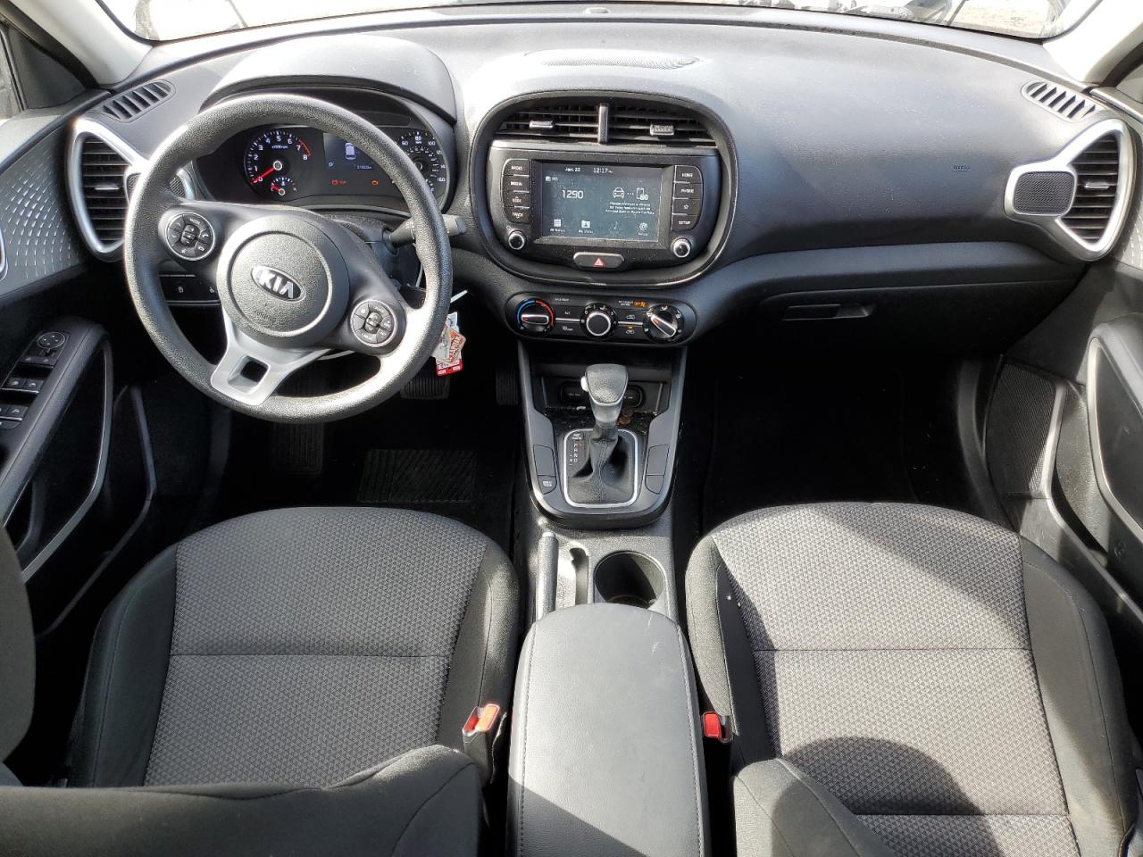 2021 KIA Soul VIN KNDJ23AU6M7738934 Copart auction photo, front end / minor dent/scratches damage thumbnail 8