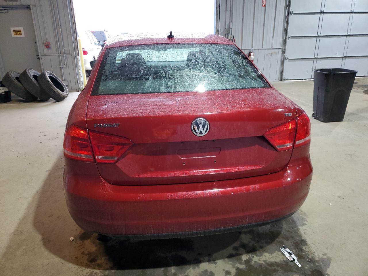 2015 Volkswagen Passat VIN 1VWAT7A38FC078429 Copart auction photo, side damage thumbnail 6